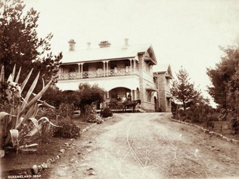How incredible is this week’s throwback taken in 1897. Can you guess the hospit…