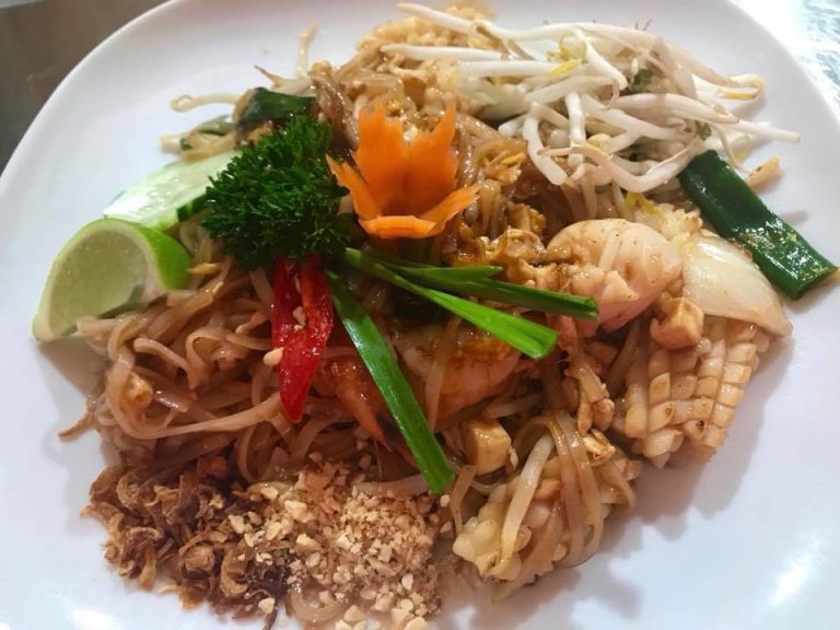 Tuesday night~~~ :) 
 10% OFF our take-away menu!!
 MONDAY, TUESDAY & WEDNES…