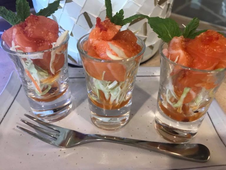 **Salmon Shots** ( sashimi’s)
 NOW available from today!!~~~
 Thank you